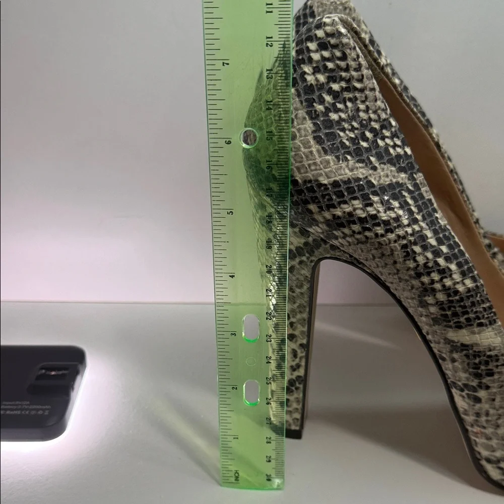 Pour La Victoire Neutral Snake-Print Platform Pumps - Picture 9 of 11
